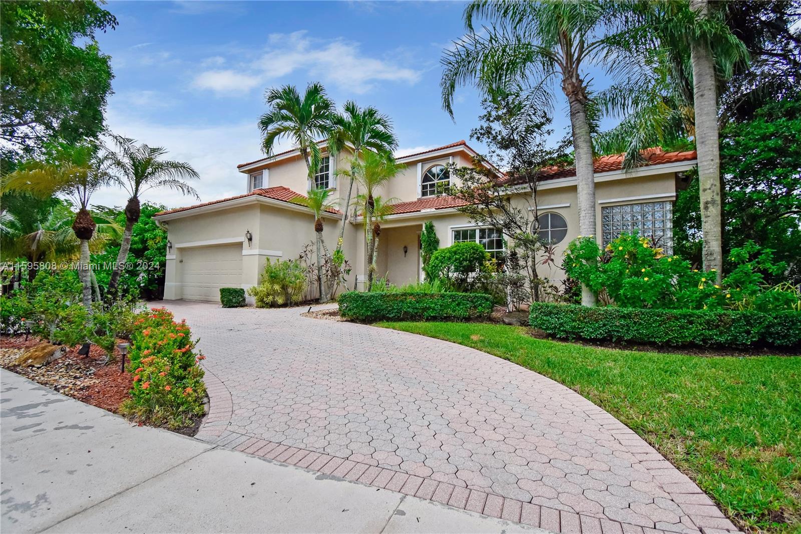 531 Stonemont Dr, Weston, Florida image 1