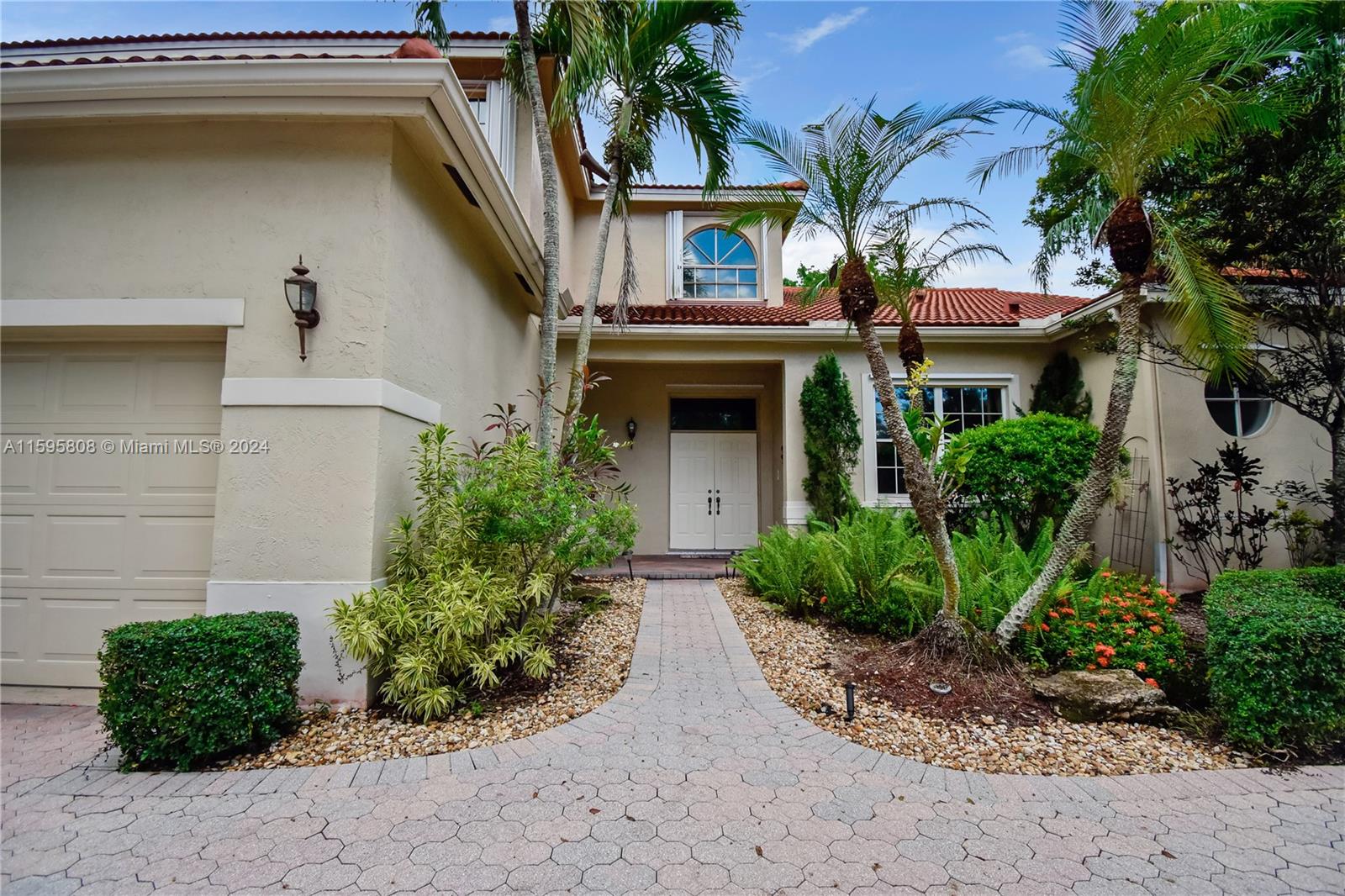 531 Stonemont Dr, Weston, Florida image 8