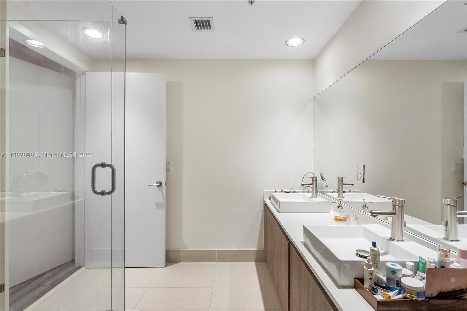 201 SW 17th Rd #512, Miami FL 33129