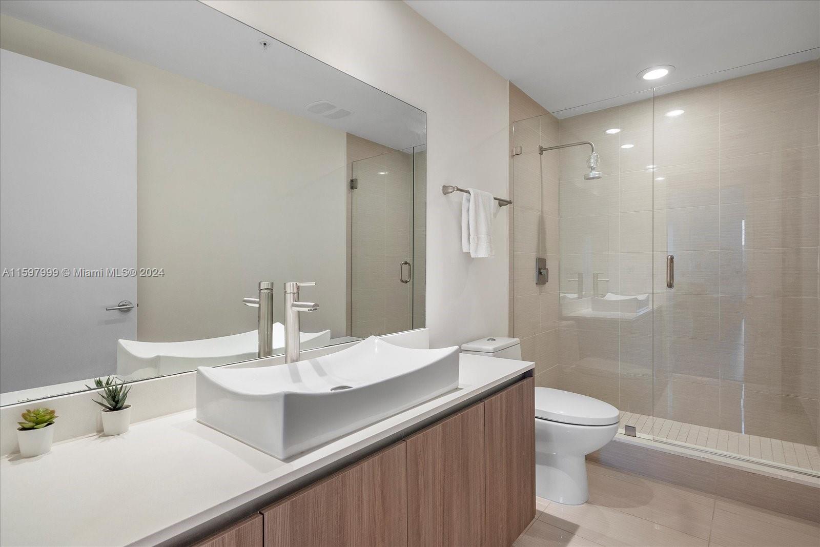 201 SW 17th Rd #512, Miami FL 33129