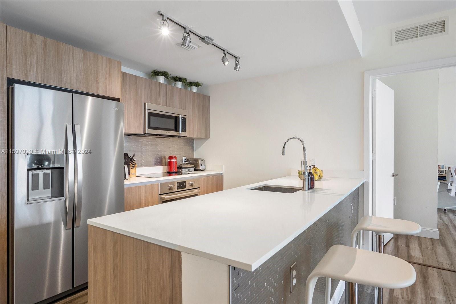 201 SW 17th Rd #512, Miami FL 33129