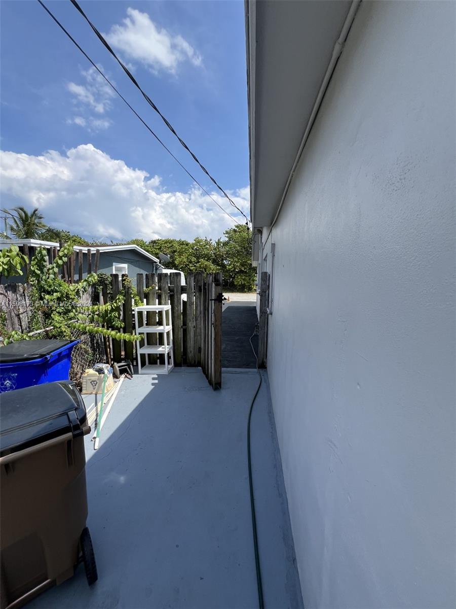 311 W Sample Rd, Deerfield Beach, Florida image 28