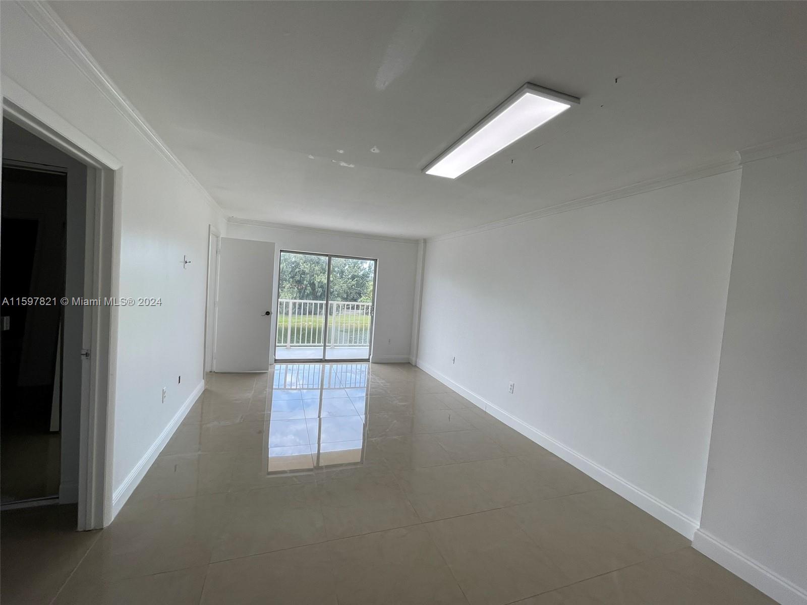 16465 NE 22nd Ave #417, North Miami Beach, Florida image 13