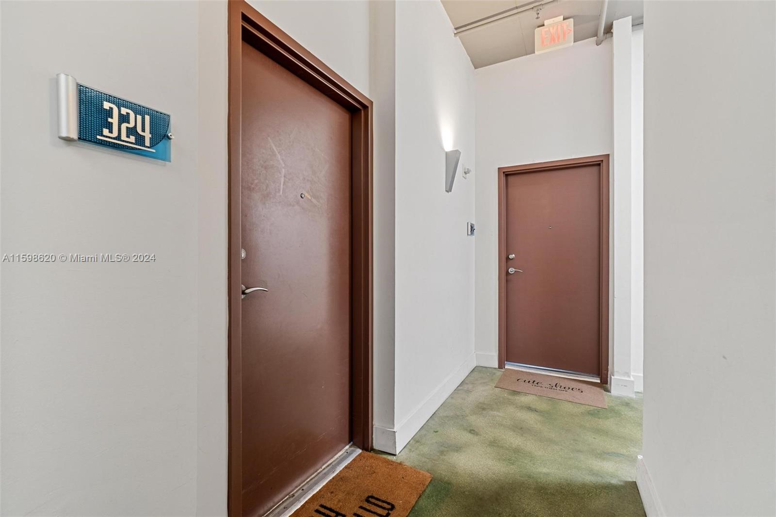 Listing Photo 9