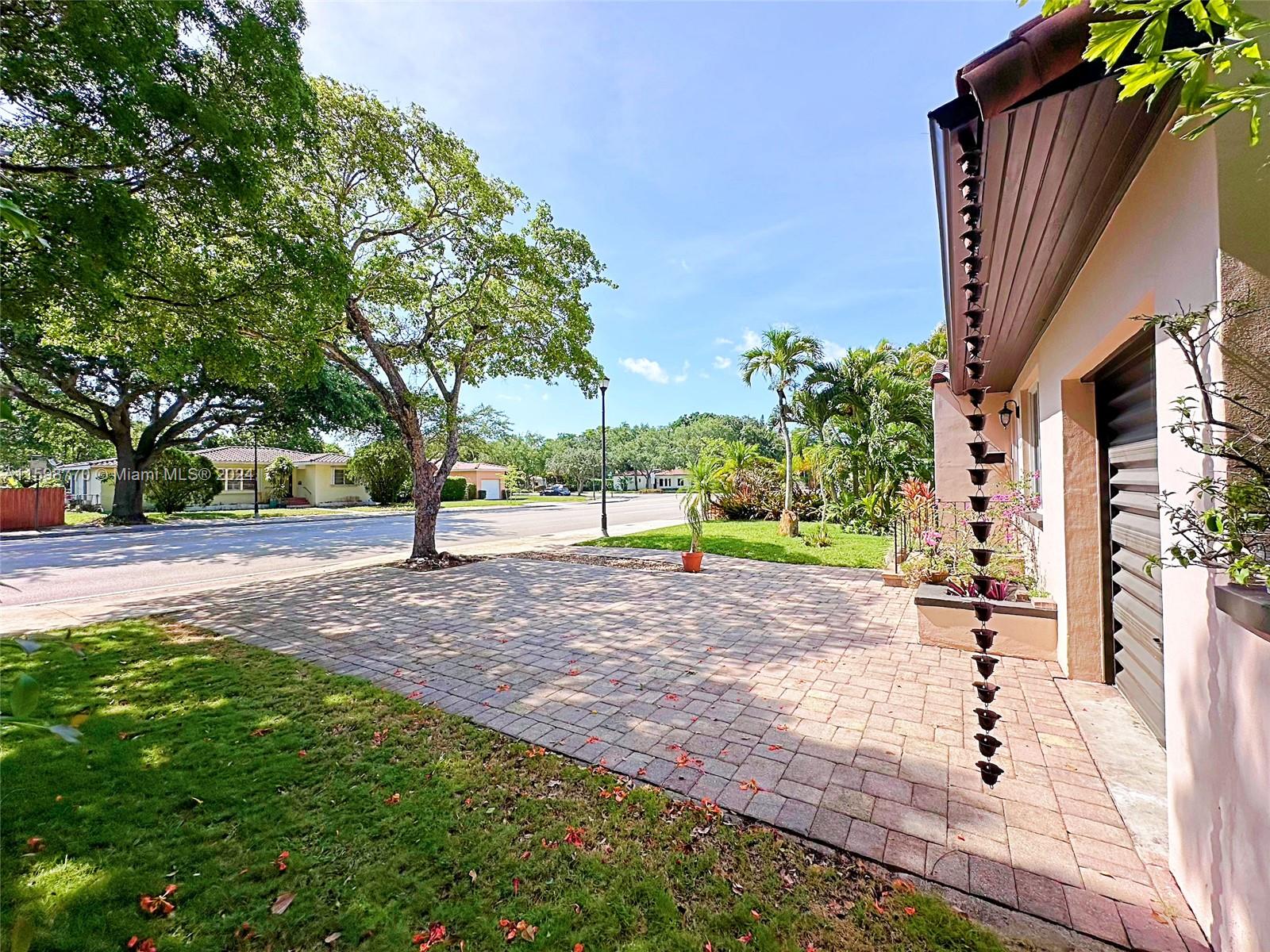 9618 N Miami Ave, Miami Shores, Florida image 33