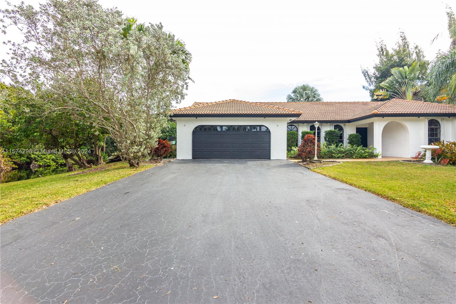 4490 SW 105th Ave, Davie, Florida image 1