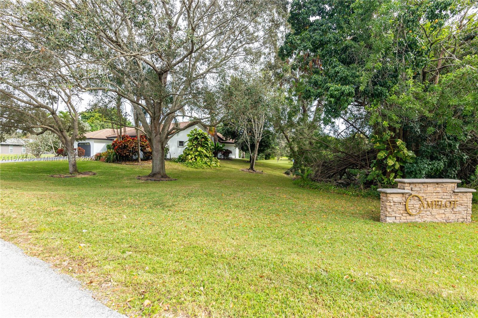 4490 SW 105th Ave, Davie, Florida image 4