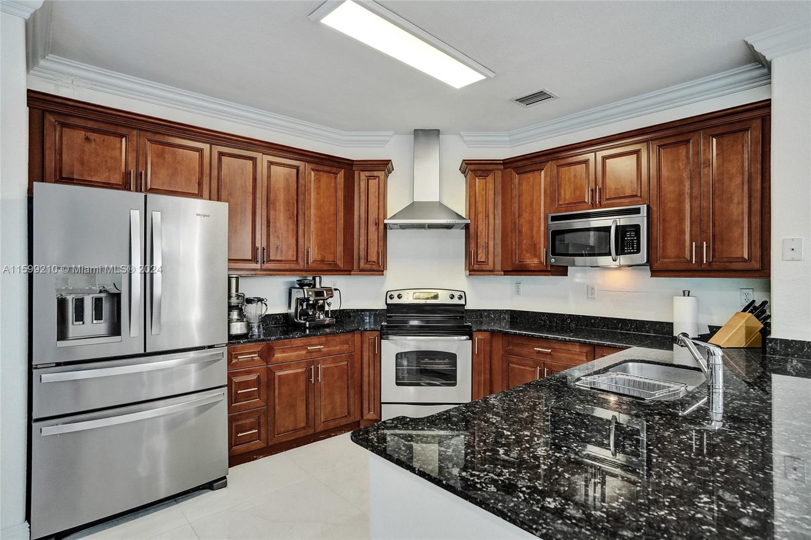 Listing Photo 16
