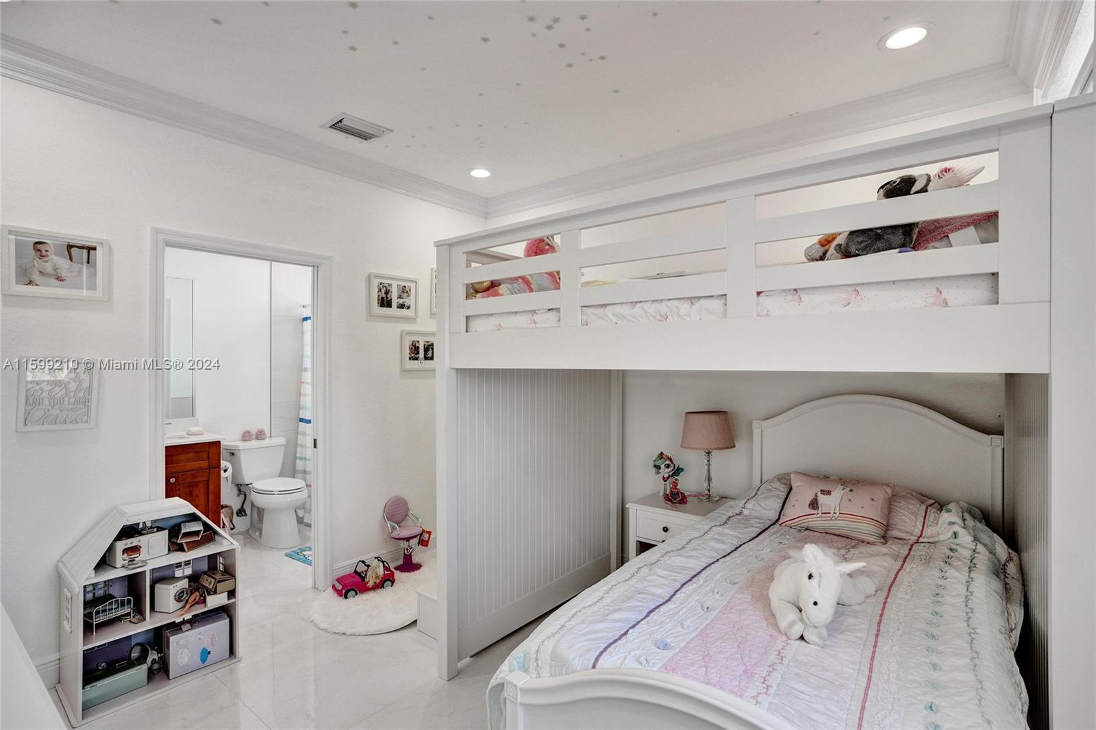 Listing Photo 24