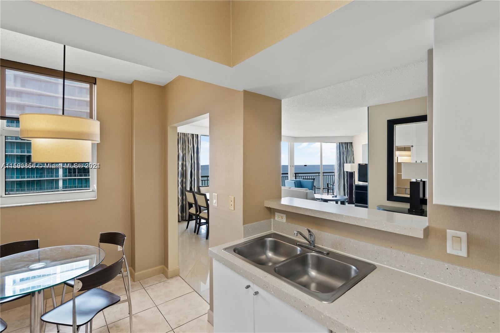 17375 Collins Ave #2508, Sunny Isles Beach, Florida image 16