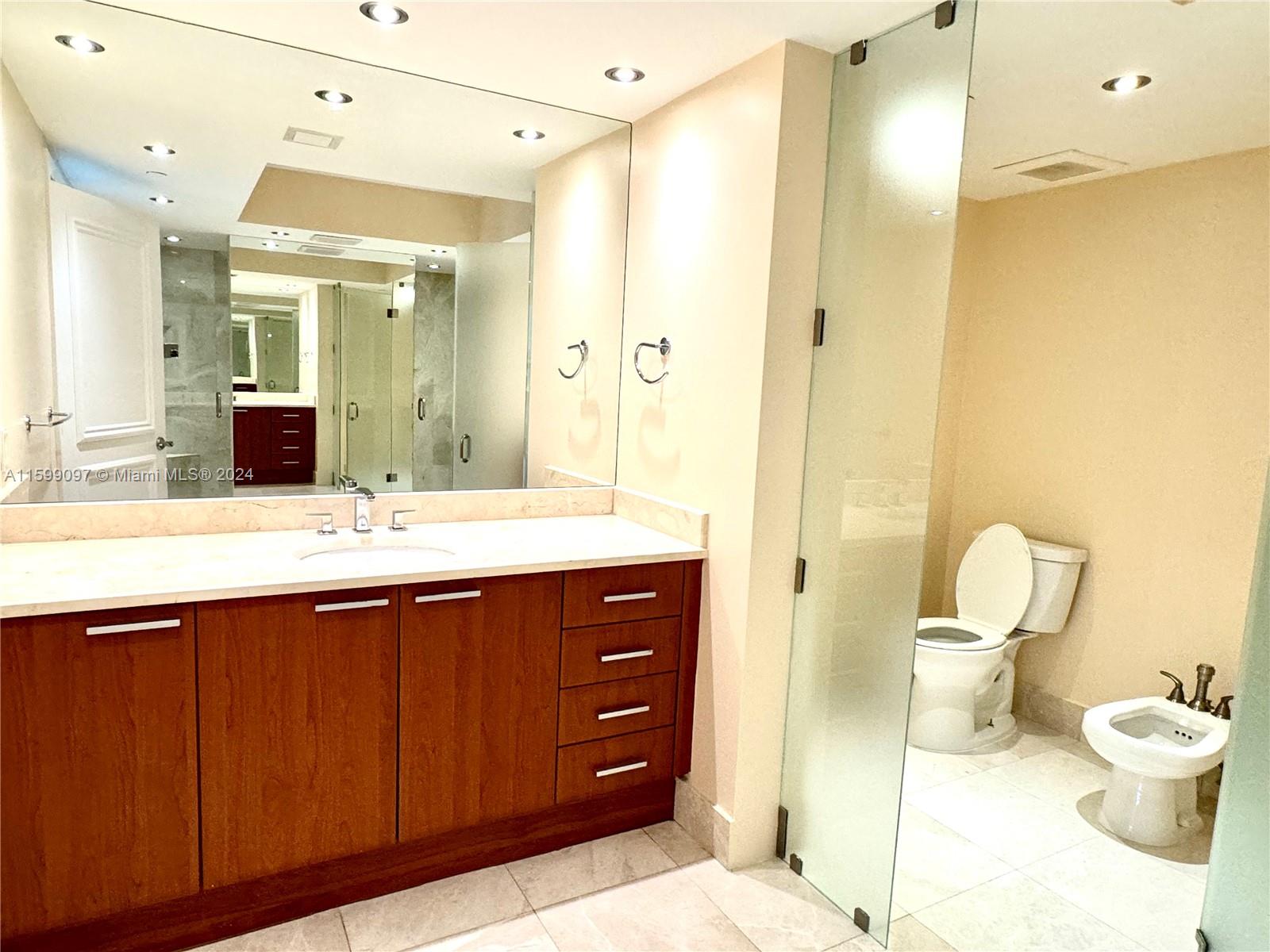 3301 NE 183rd St #2003, Aventura FL 33160