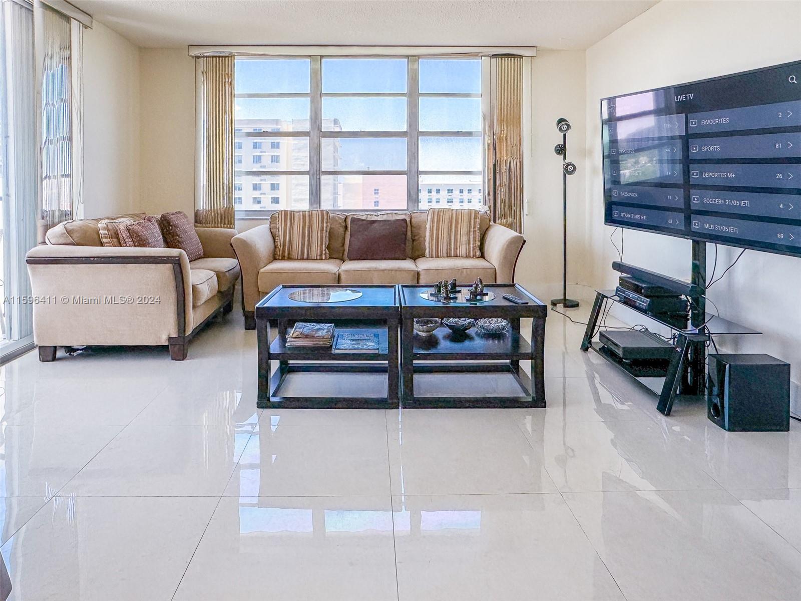 2780 NE 183rd St #1001, Aventura, Florida image 10