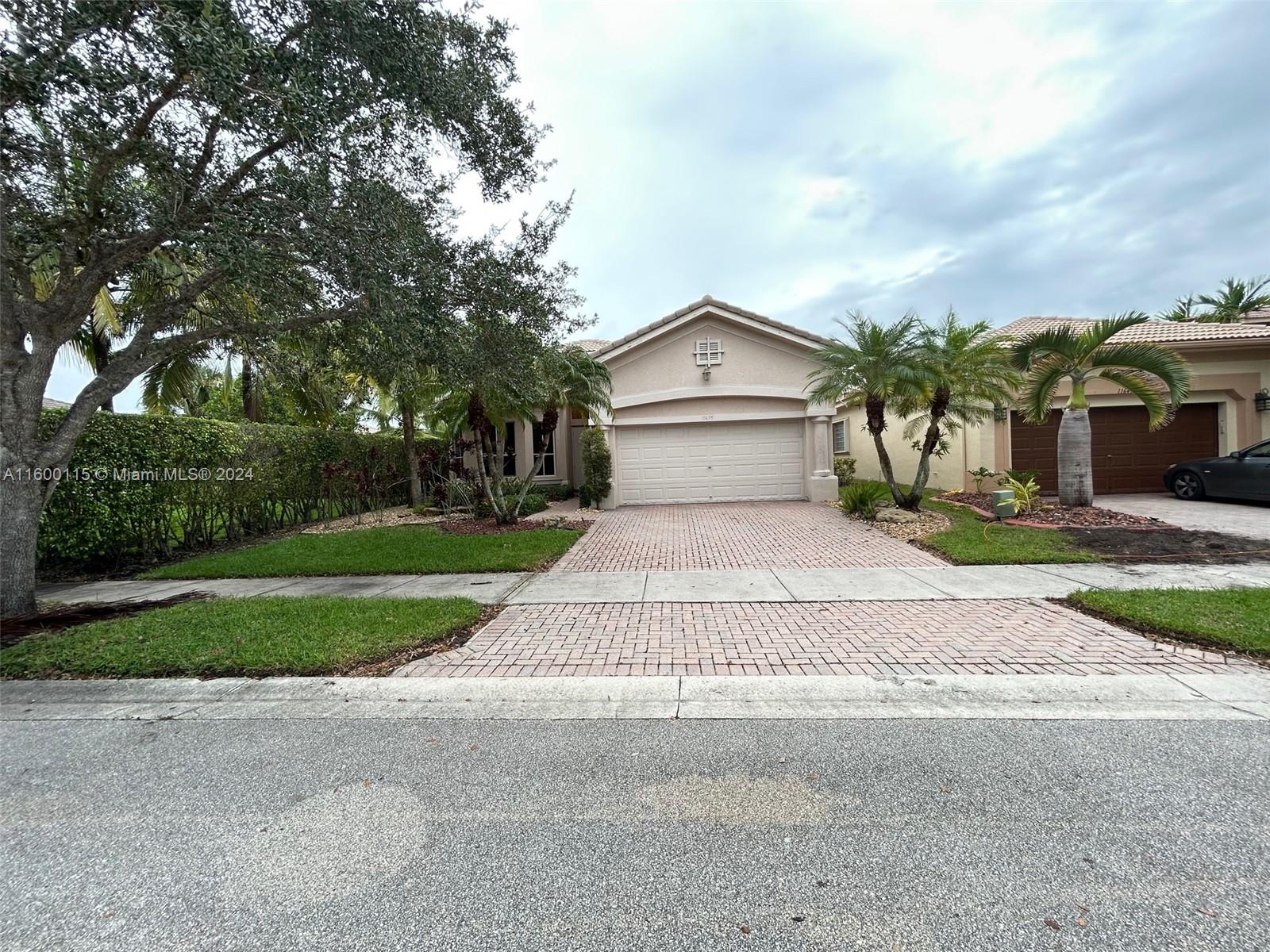 11655 NW 71st Pl, Parkland, Florida image 1