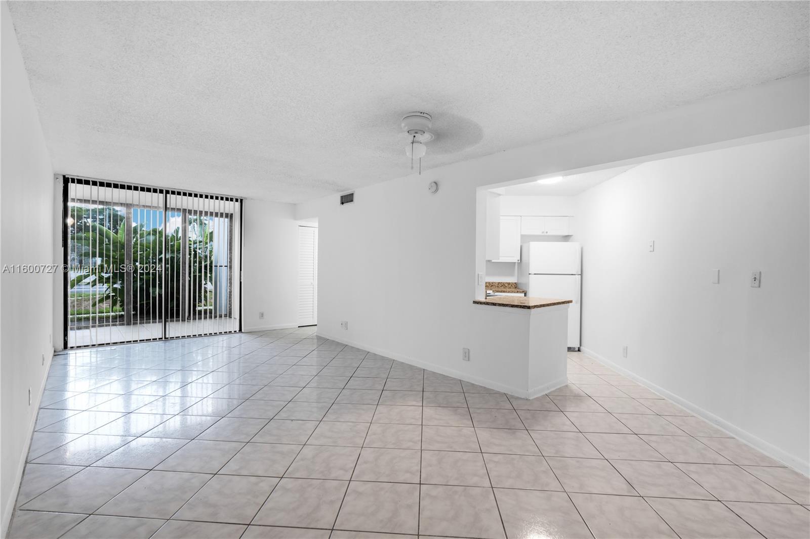 210 Lake Pointe Dr #109, Oakland Park, Florida image 23