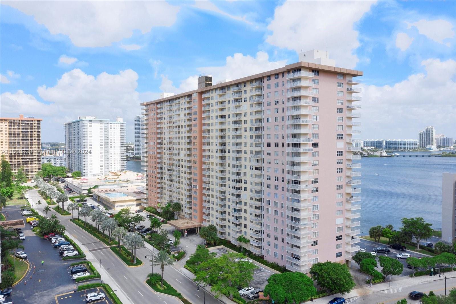 251 174th St #2119, Sunny Isles Beach, Florida image 27