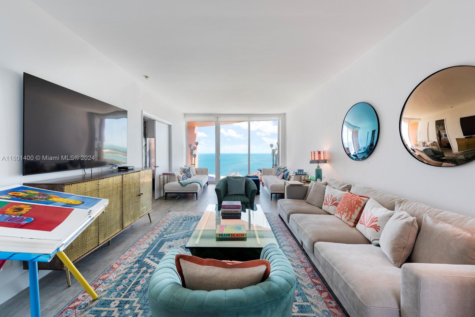 300 S Pointe Dr #3604, Miami Beach FL 33139