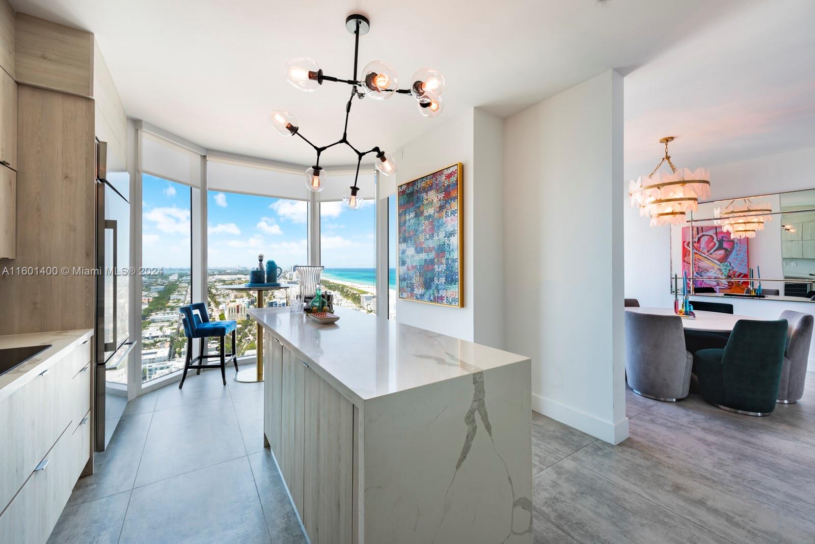 300 S Pointe Dr #3604, Miami Beach FL 33139