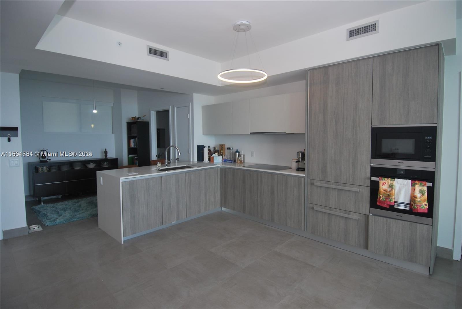 2900 NE 7th Ave #2503, Miami FL 33137