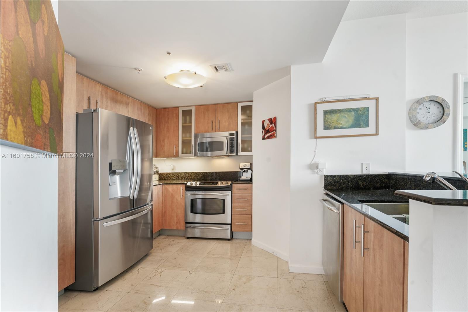 7900 Harbor Island Dr #617, North Bay Village FL 33141