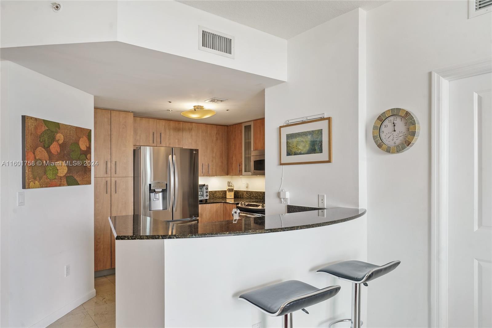7900 Harbor Island Dr #617, North Bay Village FL 33141