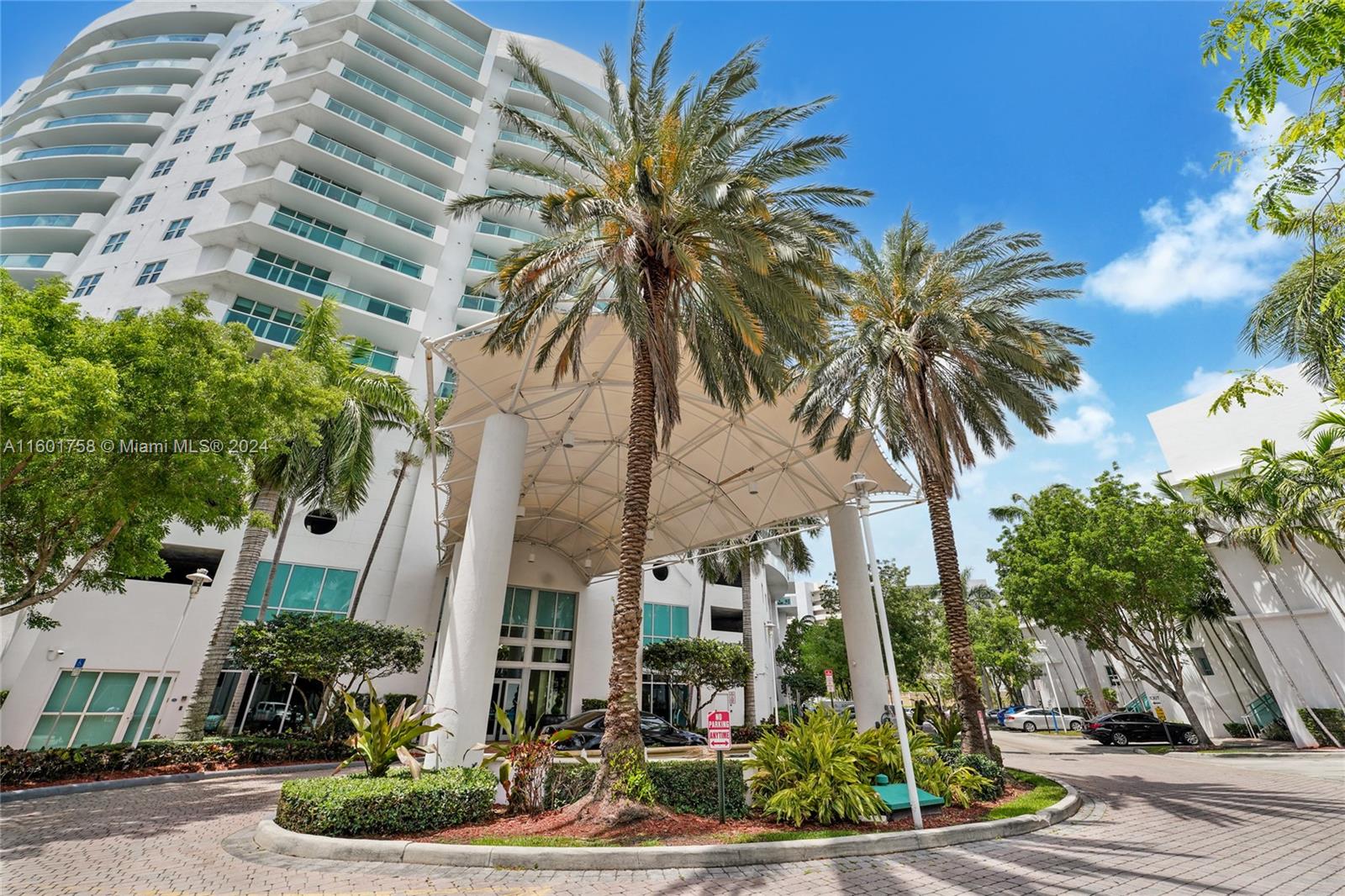 7900 Harbor Island Dr #617, North Bay Village FL 33141
