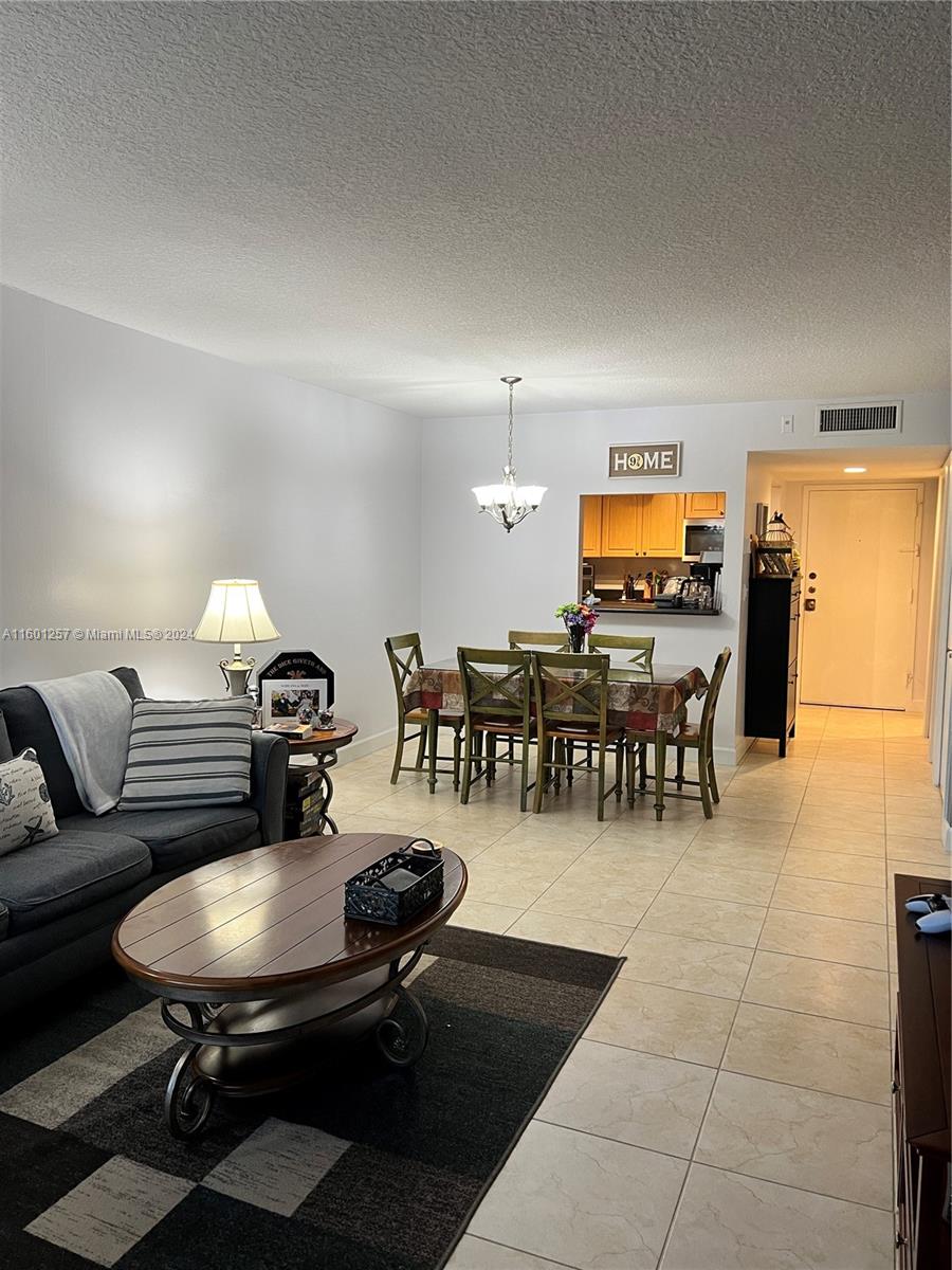 301 Racquet Club Rd #307, Weston, Florida image 9