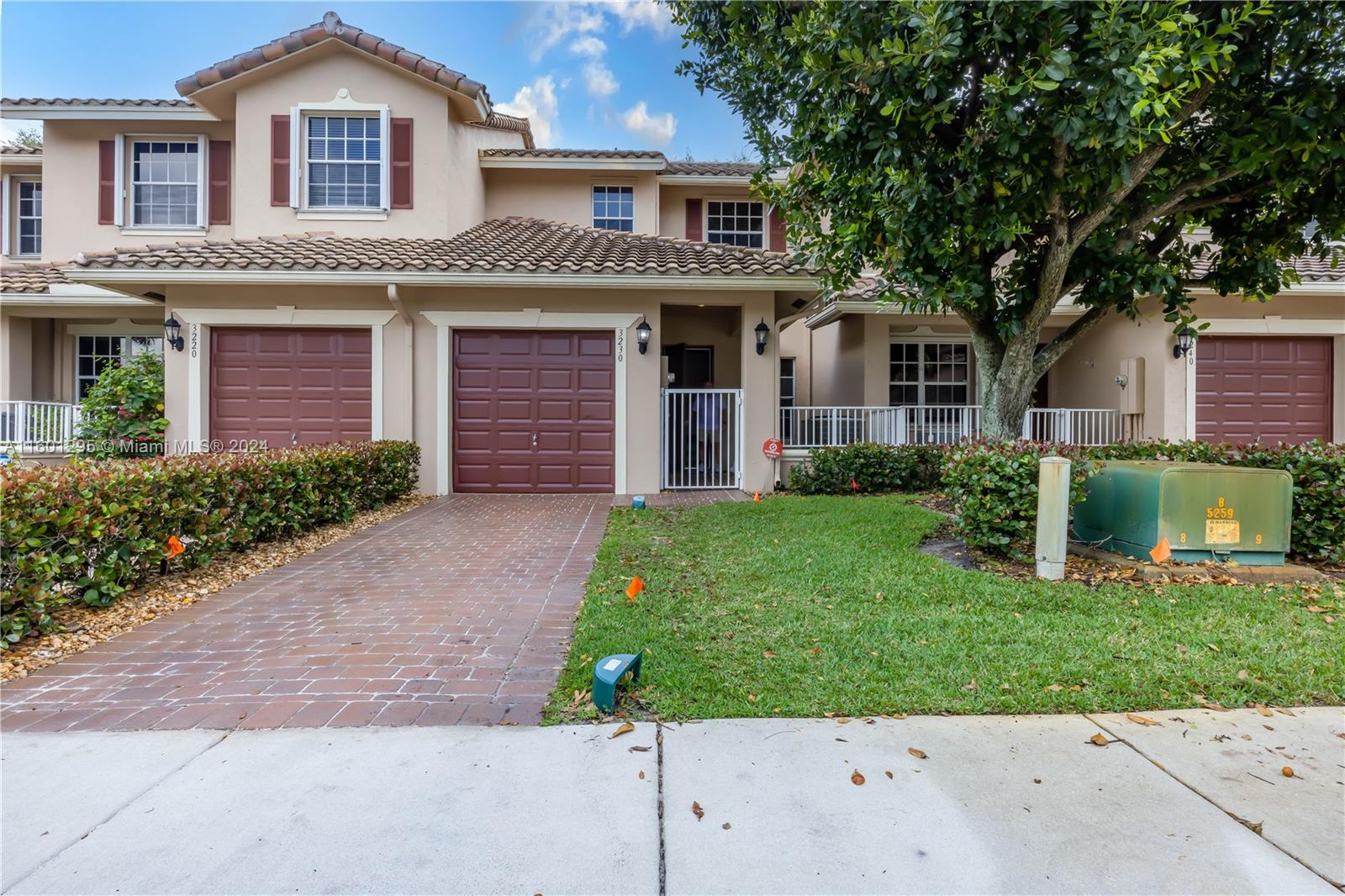 3230 Fairway Cir #15, Davie, Florida image 37