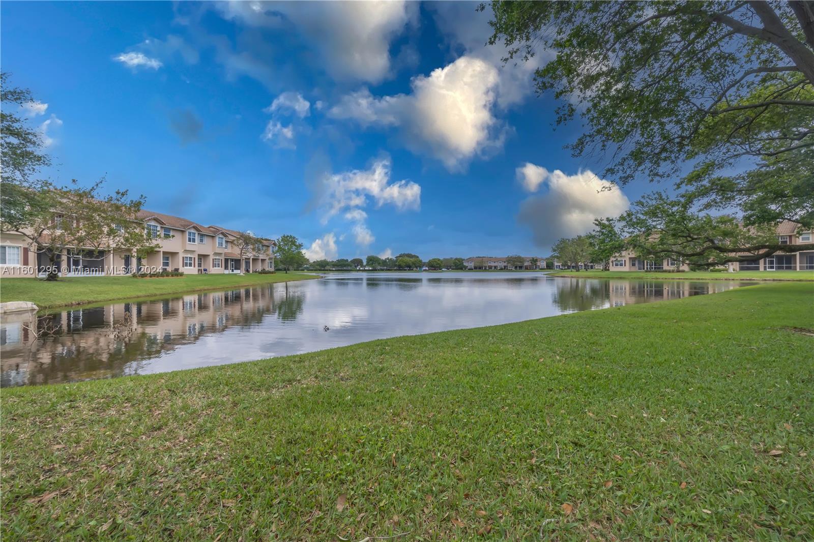 3230 Fairway Cir #15, Davie, Florida image 39