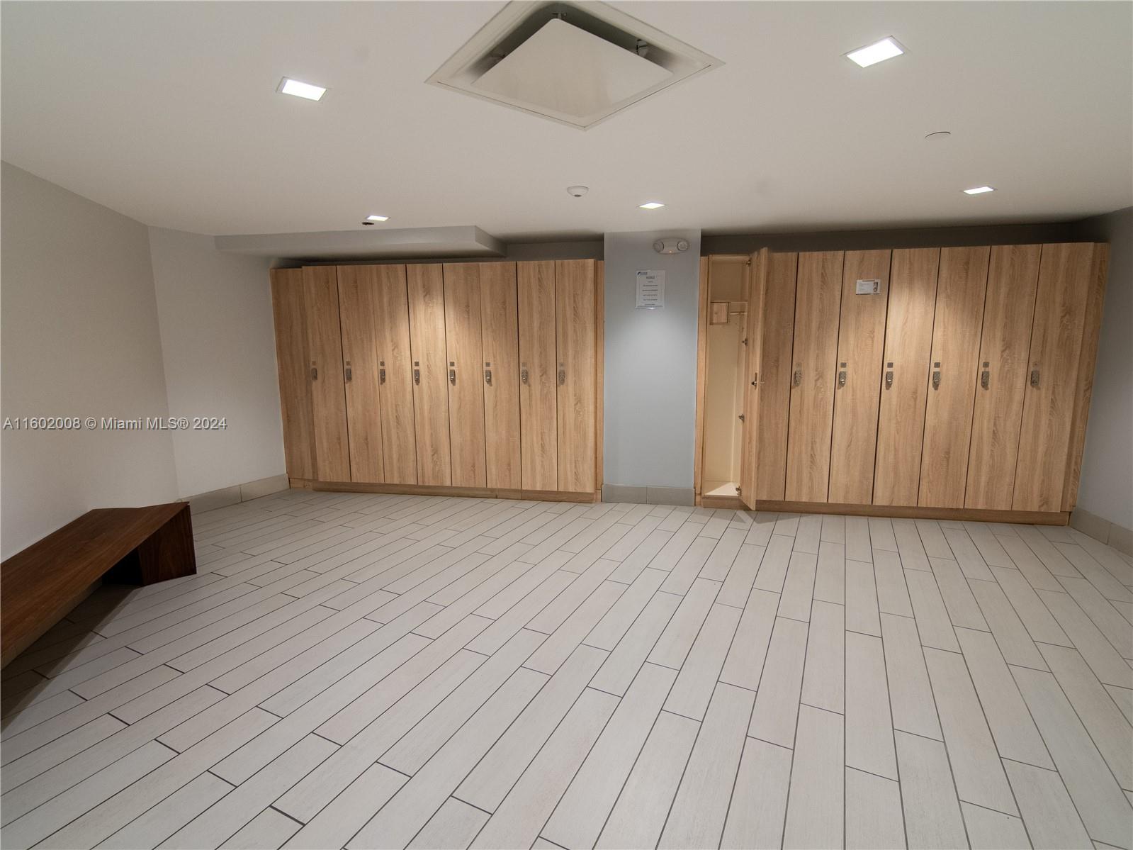 Listing Photo 22