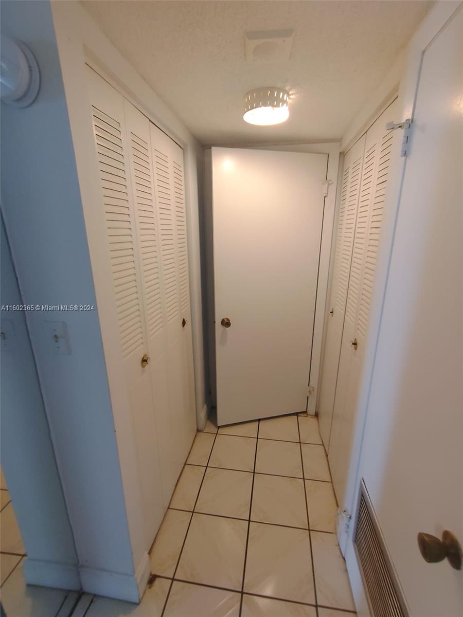 2780 NE 183rd St #1903, Aventura, Florida image 11