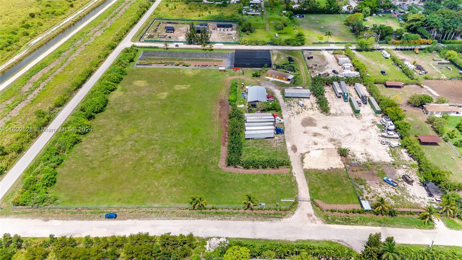 Land, Miami, Florida image 4