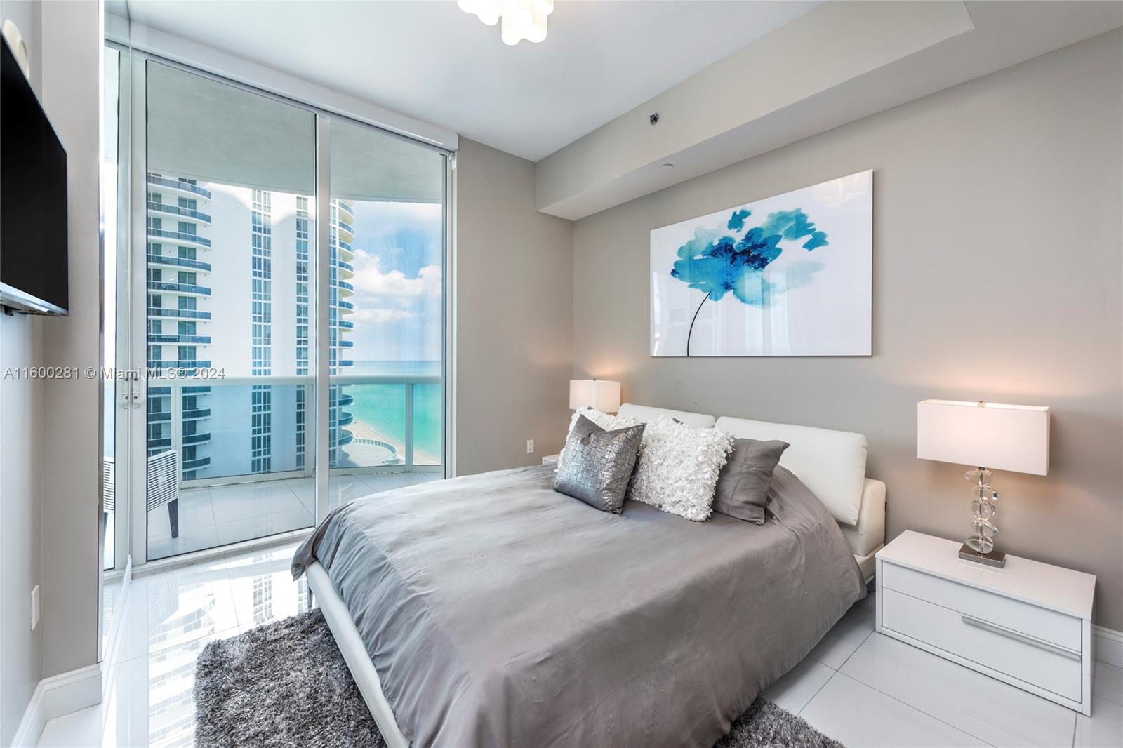 15811 Collins Ave #1102, Sunny Isles Beach FL 33160