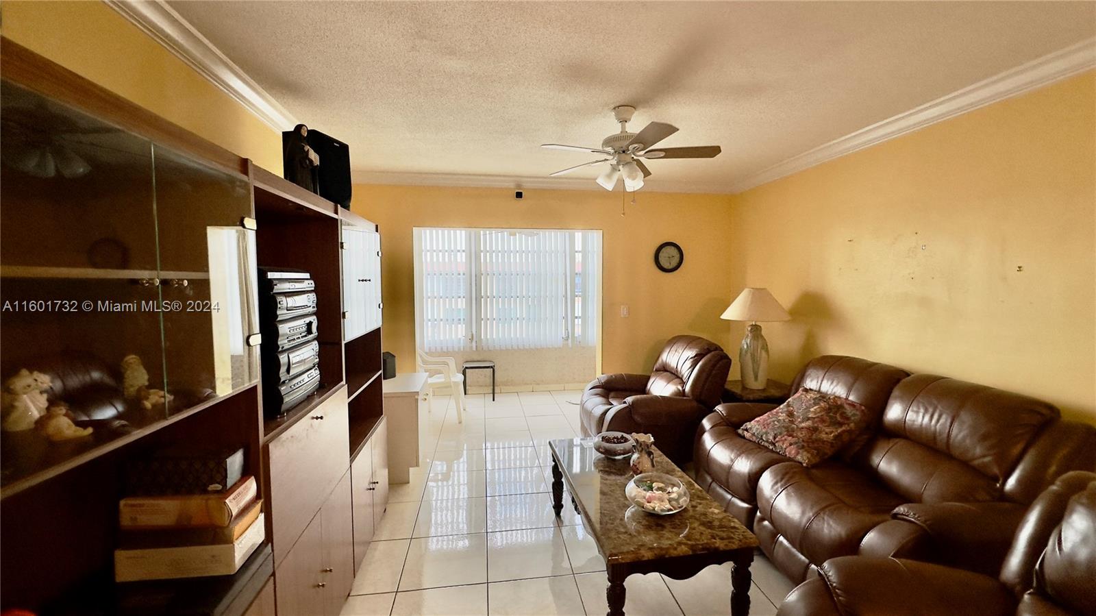 140 Royal Palm Rd #312, Hialeah Gardens, Florida image 15