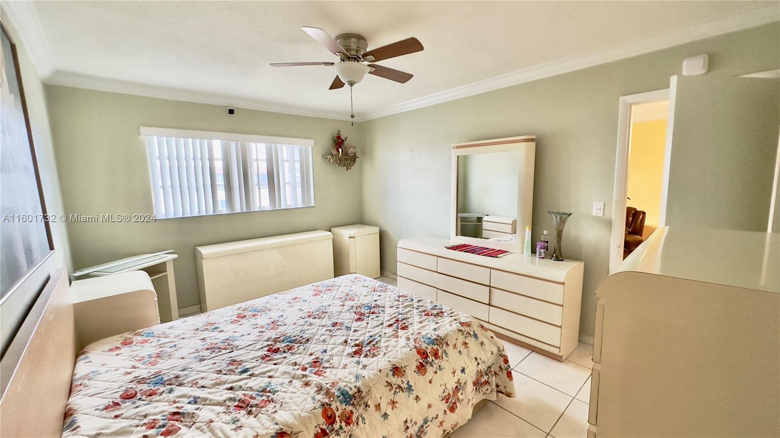 140 Royal Palm Rd #312, Hialeah Gardens, Florida image 16