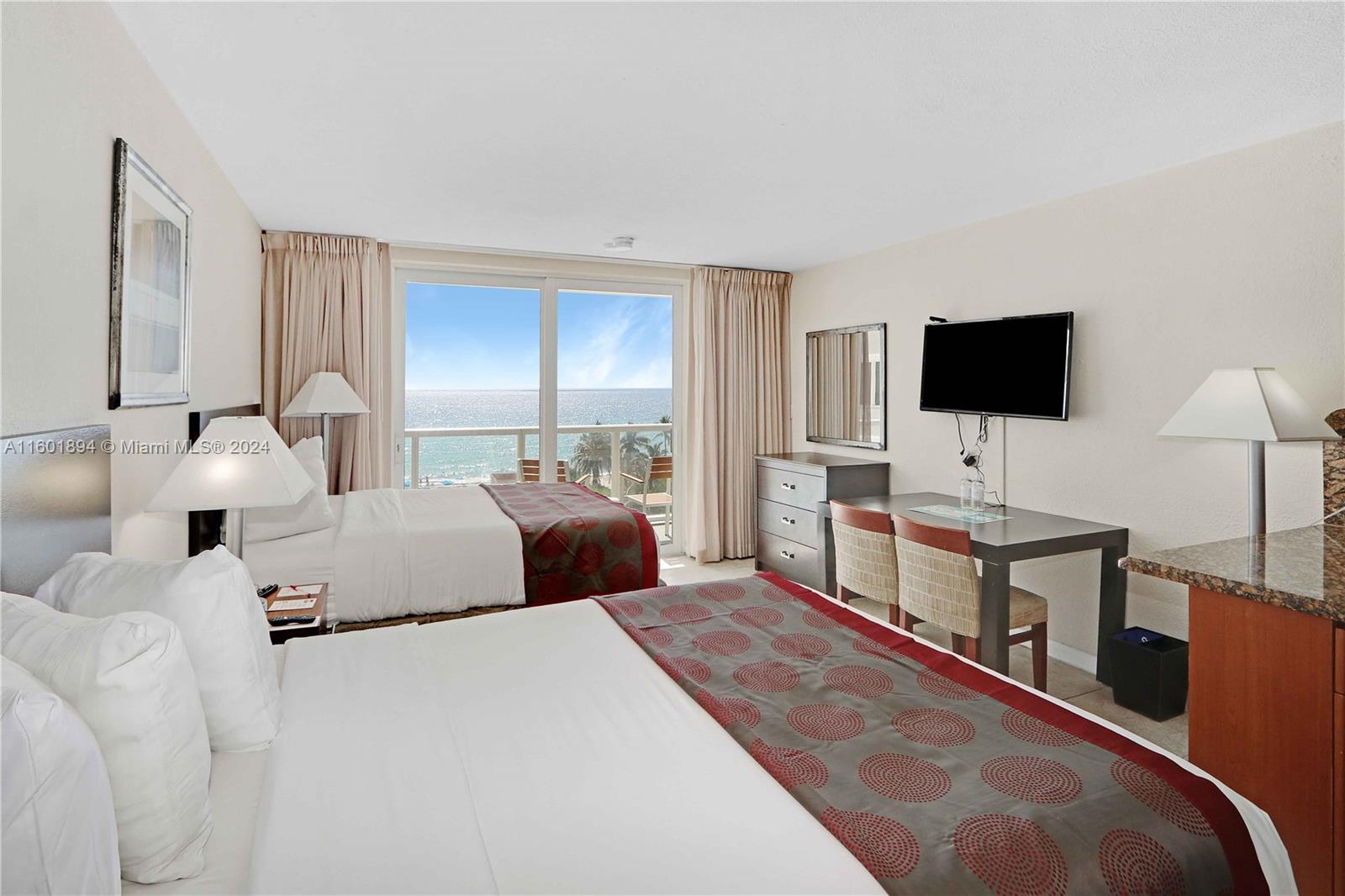 19201 Collins Ave #447, Sunny Isles Beach, Florida image 3