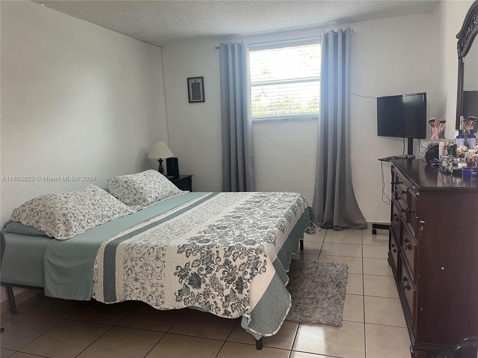 606 W 81st St #210, Hialeah, Florida image 17