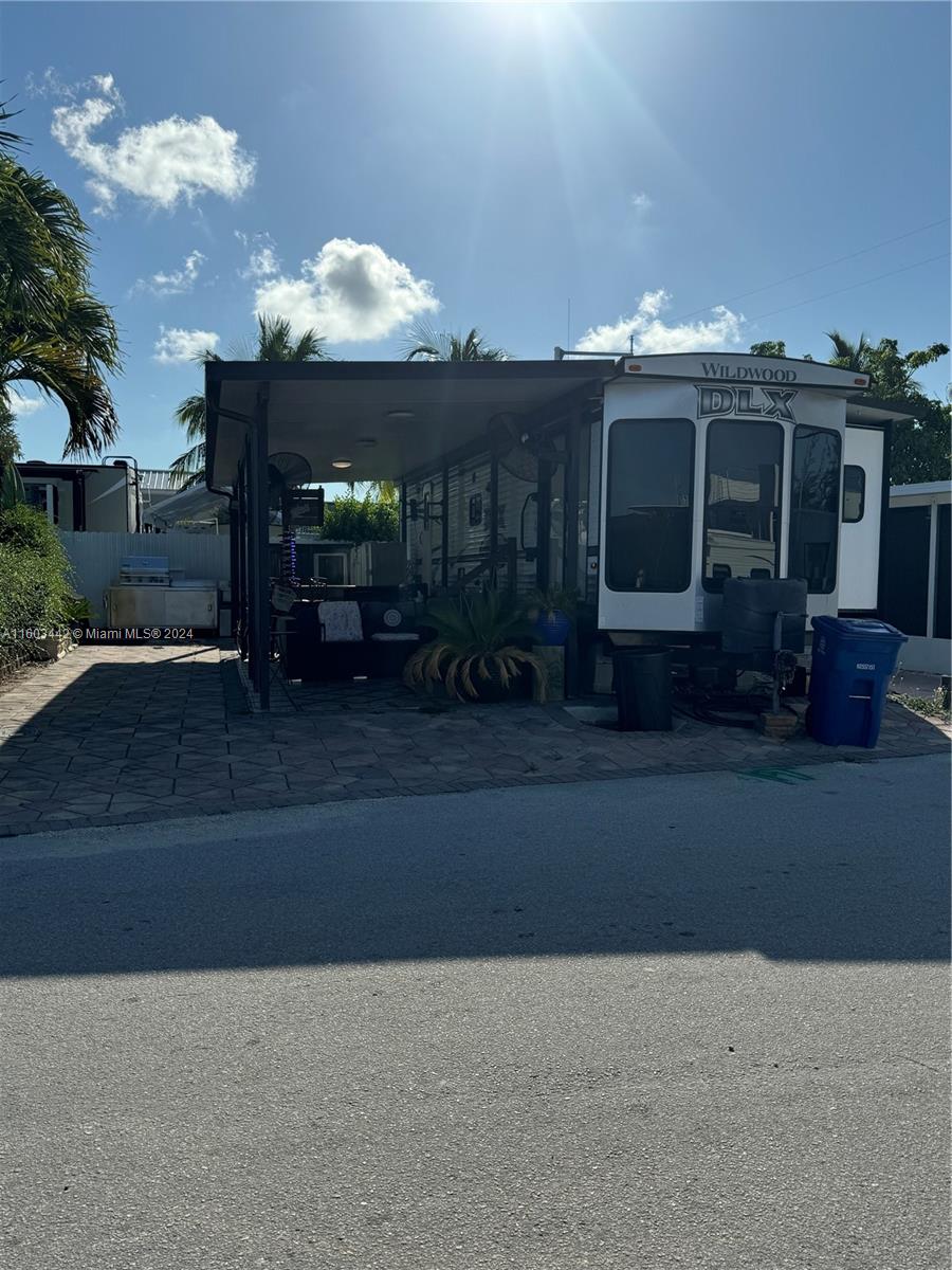 325 Calusa St Lot 2, Key Largo, Florida image 2