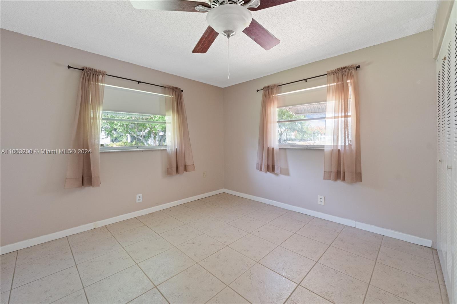 1310 NW 82nd Ave, Plantation, Florida image 13