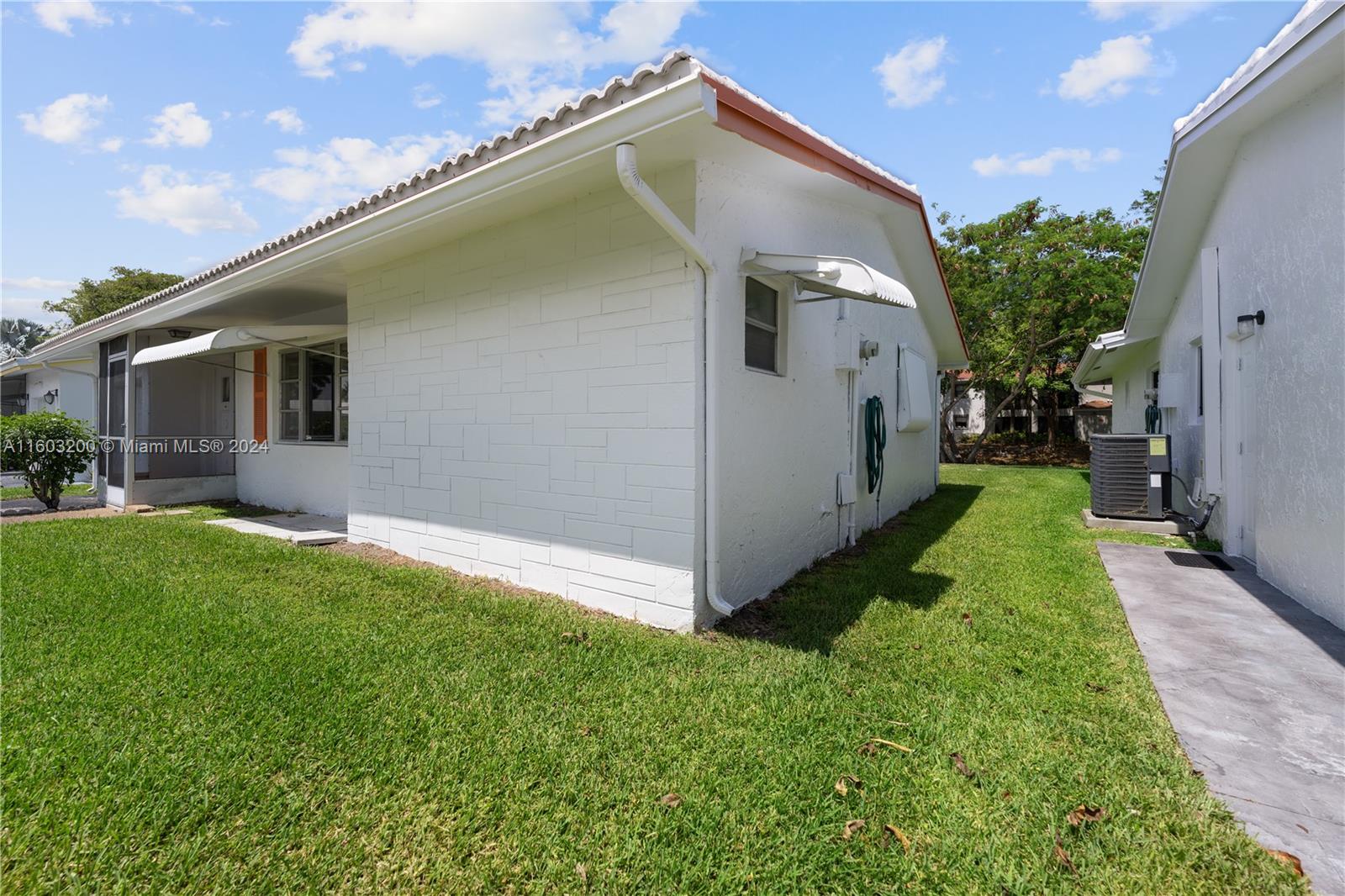 1310 NW 82nd Ave, Plantation, Florida image 31