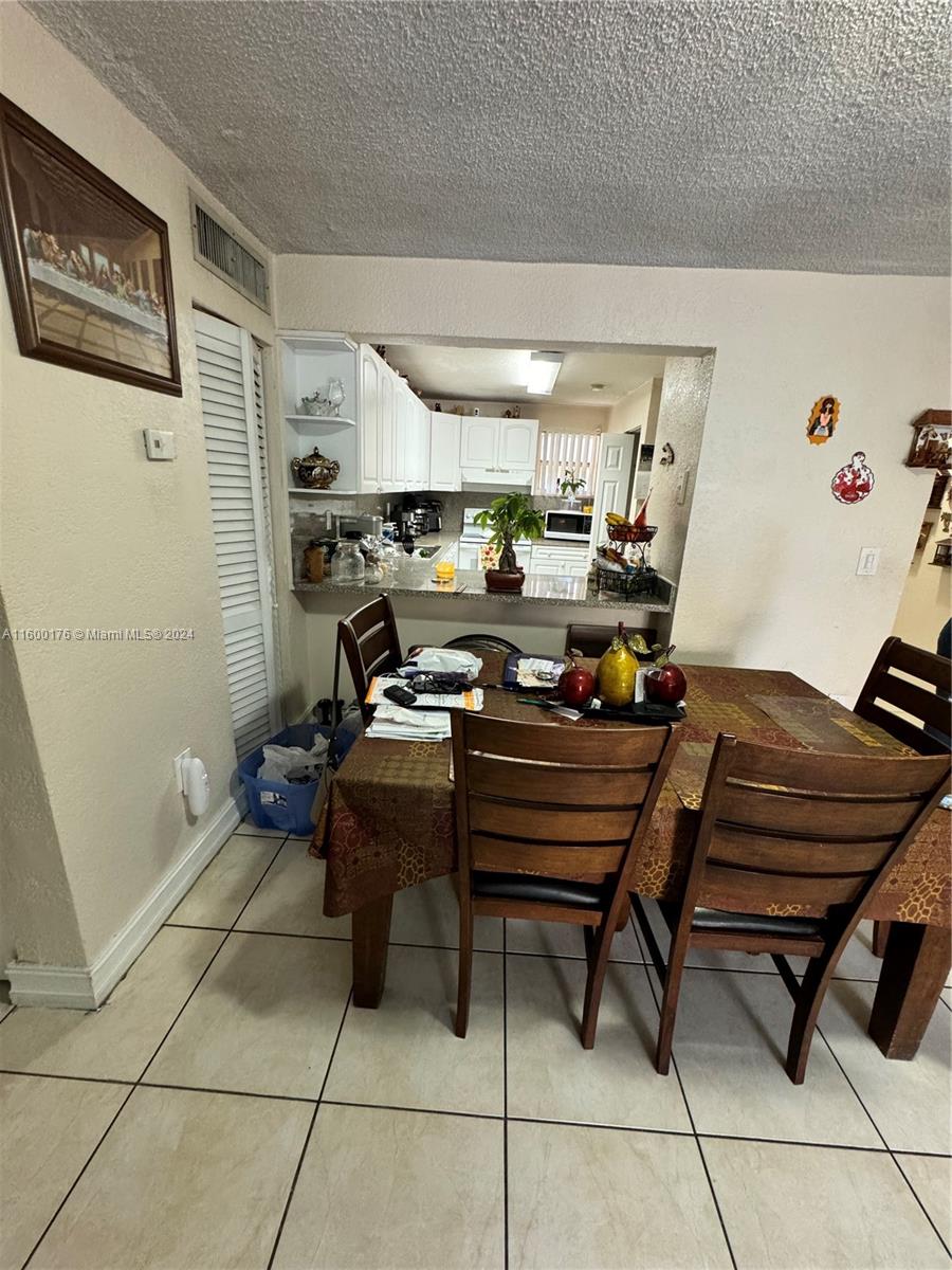 1950 W 56th St #2212D, Hialeah, Florida image 7