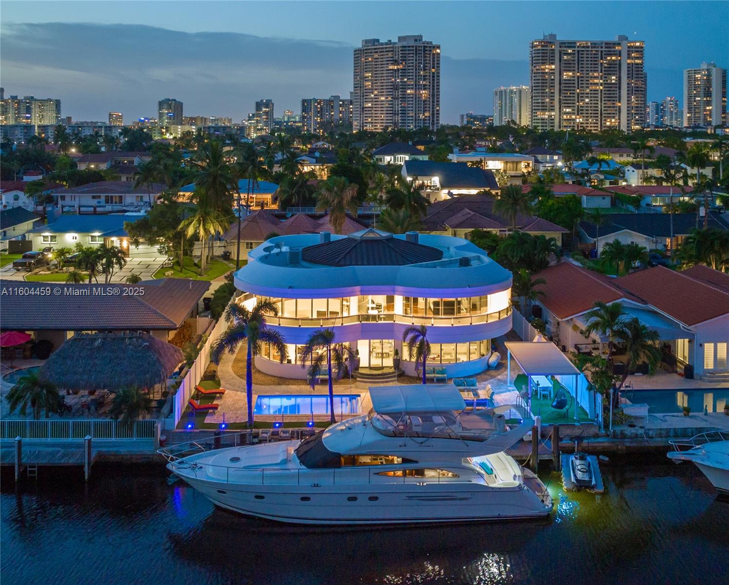 Casa à Venda em North Miami Beach, FL