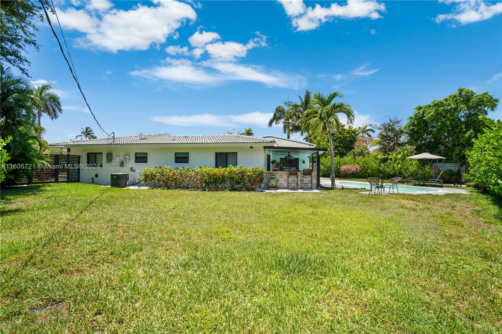 2701 NE 52nd St, Lighthouse Point, Florida image 47