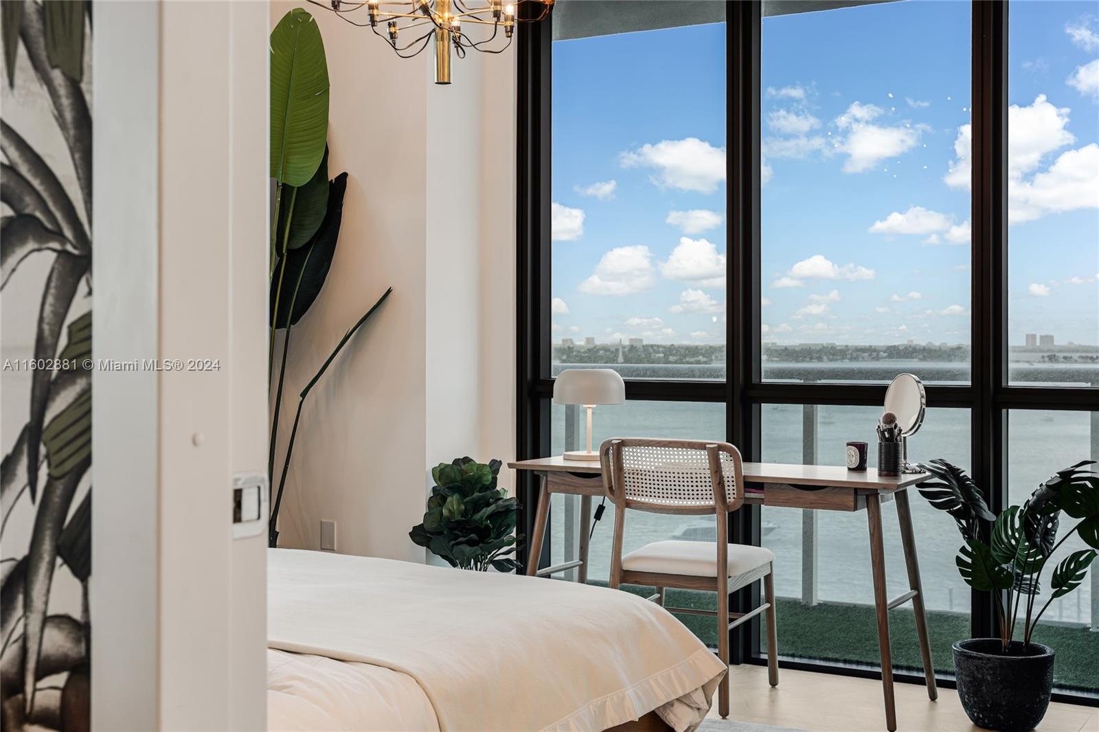 520 West Ave #805, Miami Beach FL 33139