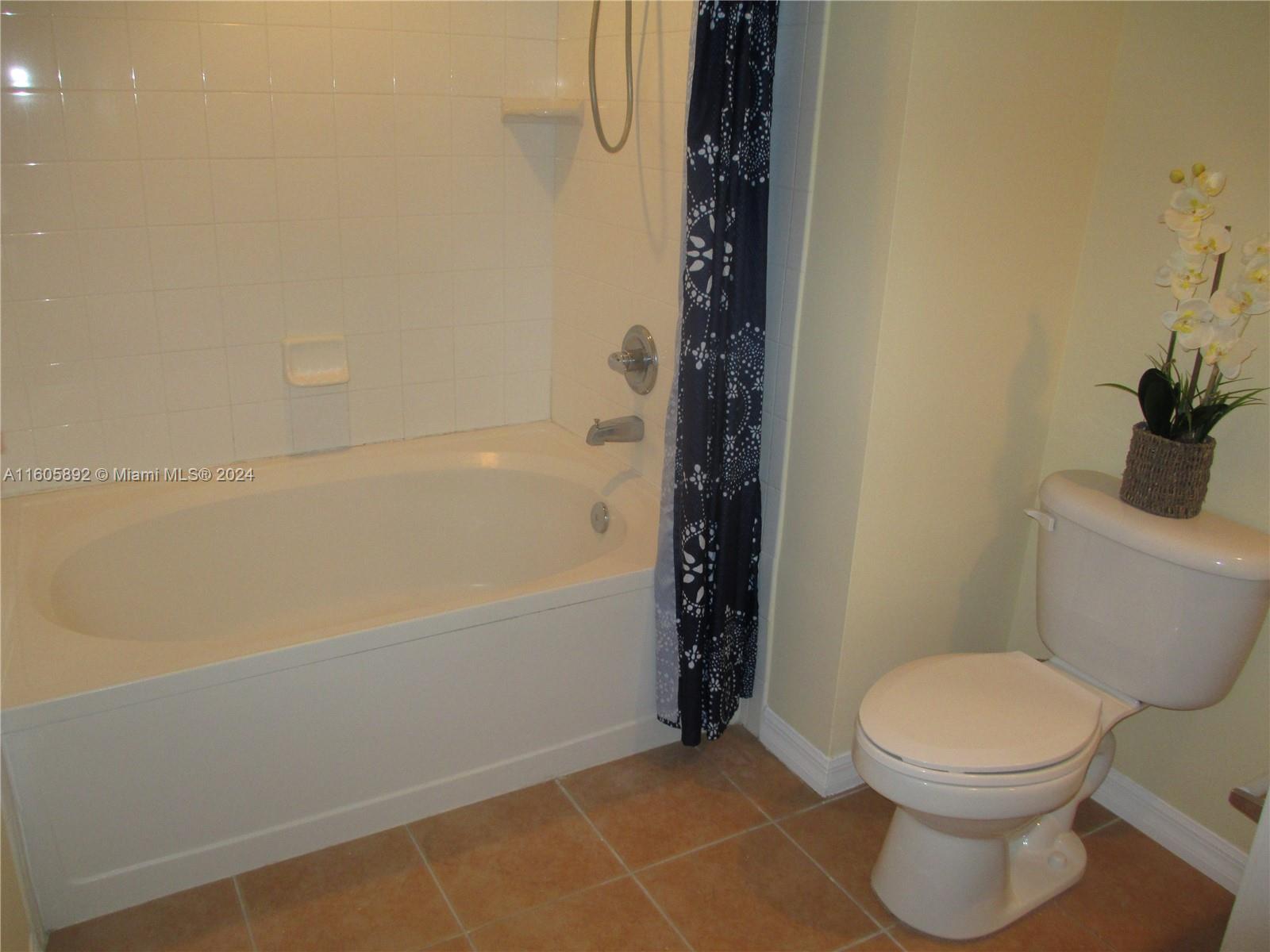 Listing Photo 7