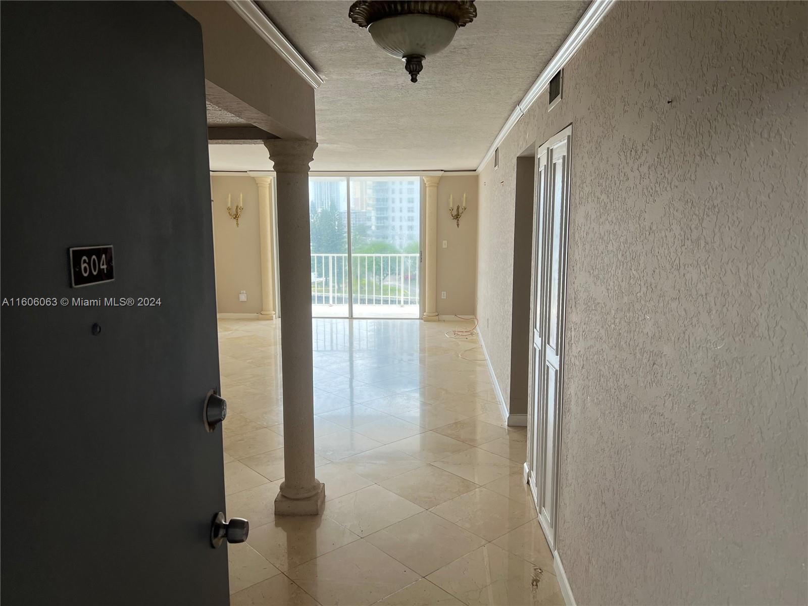 4000 NE 170th St #604, North Miami Beach, Florida image 2