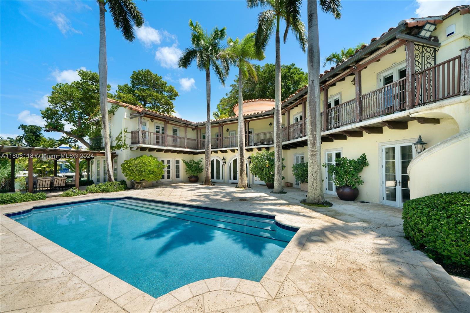 4810 N Bay Rd, Miami Beach, Florida image 30