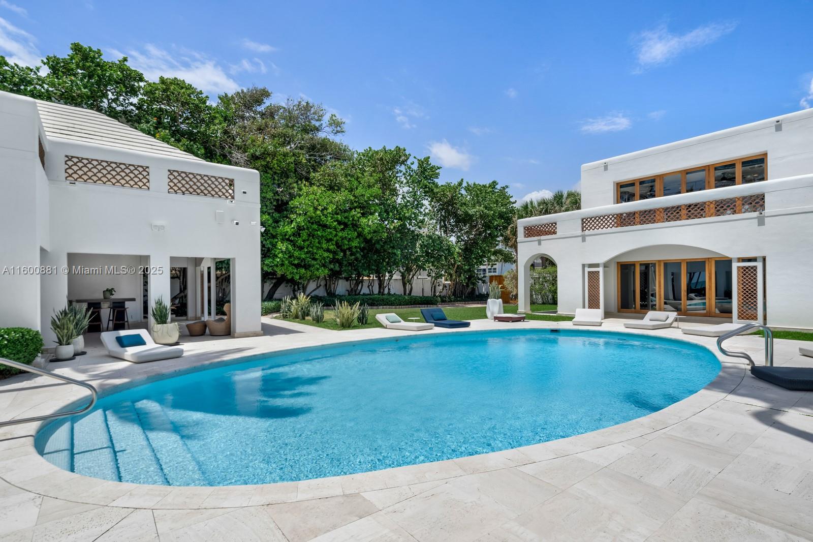 387 Ocean Blvd, Golden Beach, Florida image 35