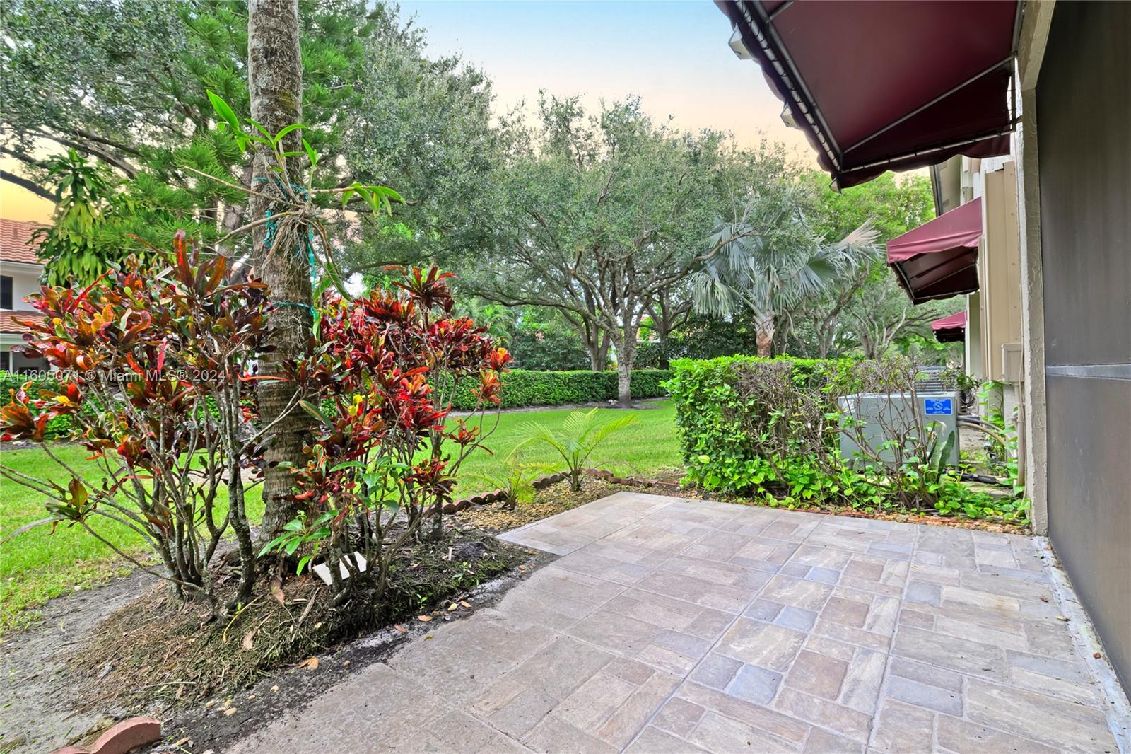 9087 Vineyard Lake Dr, Plantation, Florida image 39