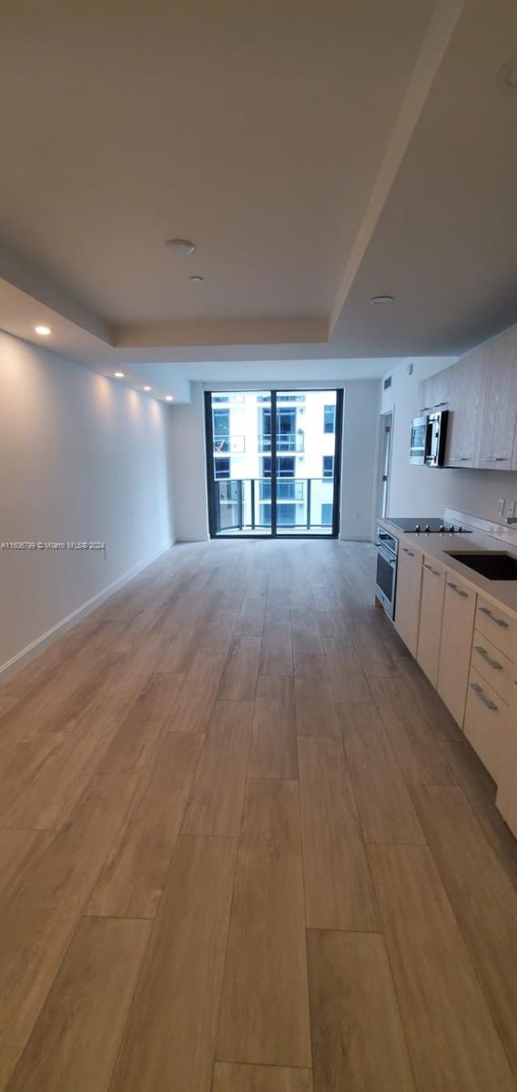 55 SW 9th St #2609, Miami FL 33130