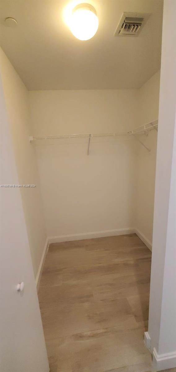 55 SW 9th St #2609, Miami FL 33130
